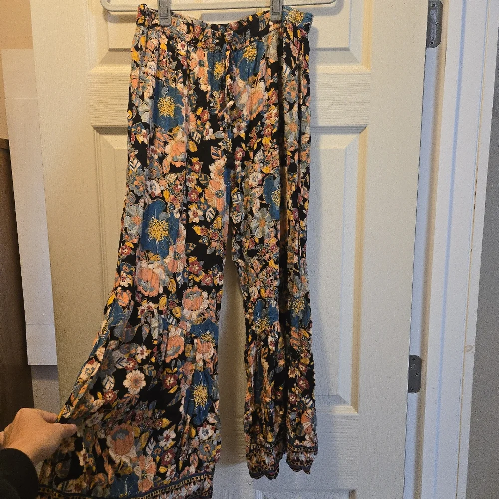 Angie Floral Wide-Leg Beach Flowy Pants Size Large Black Floral Peach Blue Multi - Picture 5 of 16